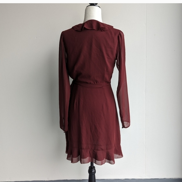 Aritzia Wilfred wrap dress - Picture 2 of 3